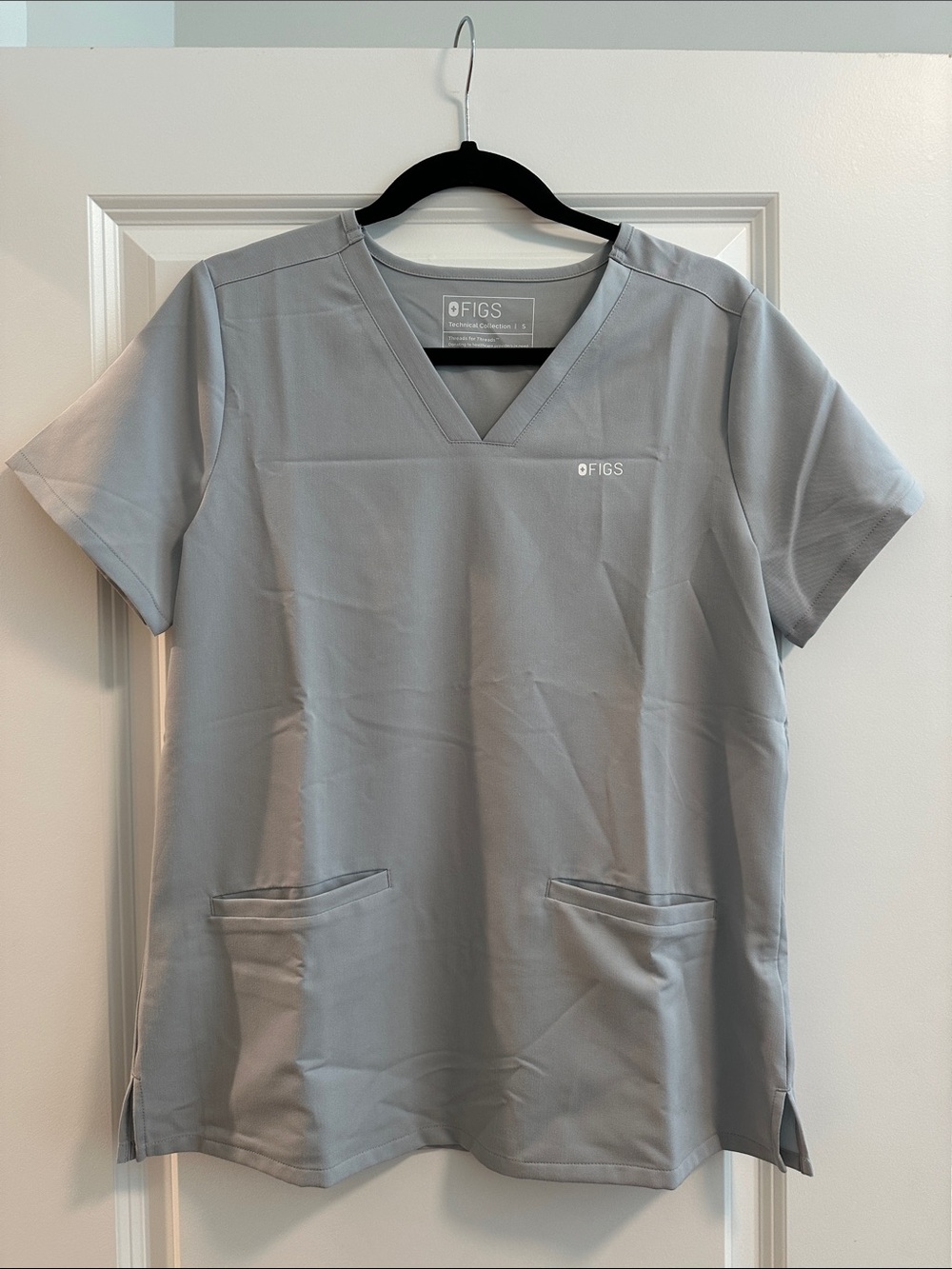 Women FIGS V-Neck Scrub Top in Light Gray
